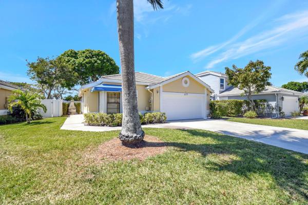 Beaconwood Village At Lacuna, 6177 Beaconwood Rd, Lake Worth Beach, Florida 33467, image 1