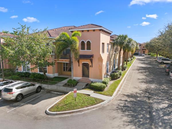Rosemont, 3565 Forest Hill Blvd #95, Palm Springs, Florida 33406, image 1