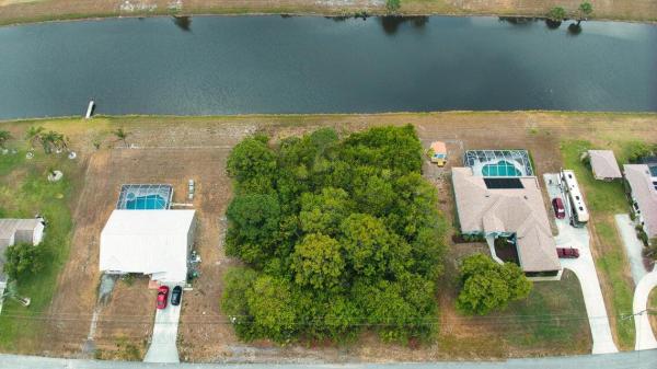 Paar Estates, 123 SW Gettysburg Dr, Port St. Lucie, Florida 34953, image 1