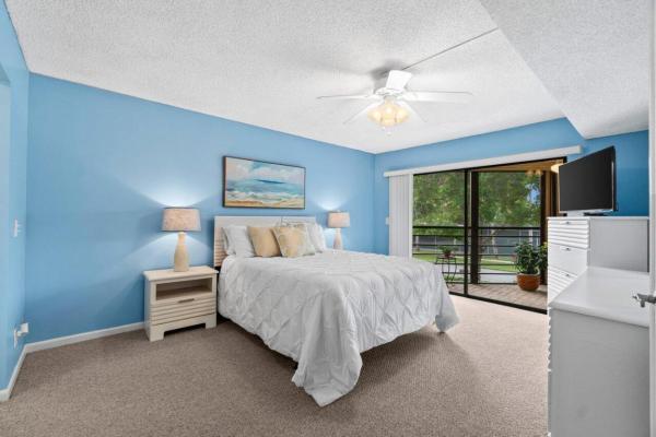 Lakeside Of Banyan Springs, 10110 Cedar Point Blvd #202, Boynton Beach, Florida 33437, image 3