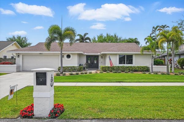 Sugar Pond Manor, 13813 Geranium Pl, Wellington, Florida 33414, image 1