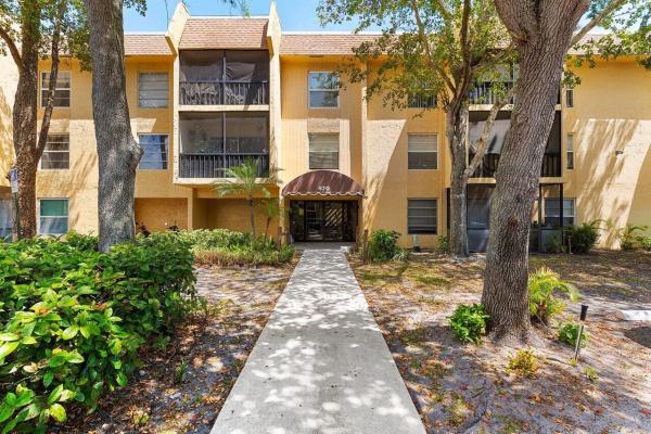 Casa Del Rio, 470 NW 20th St #2110, Boca Raton, Florida 33431, image 1