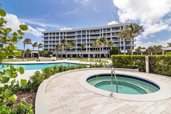 2000 At Sloan's Curve, 2000 S Ocean Blvd, Palm Beach, Florida 33480, image 2