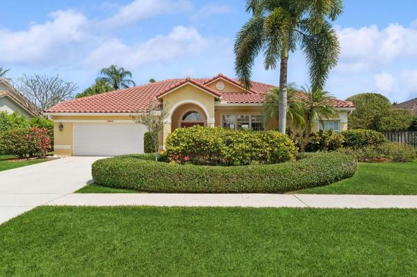 Lynton Circle Of Greenview Shores 2, 1895 Lynton Cir, Wellington, Florida 33414, image 1
