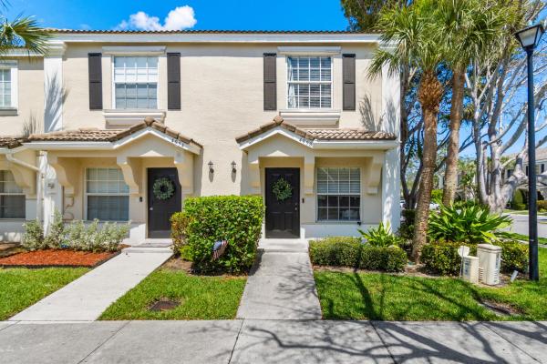 Palmbrooke Townhomes, 4998 Palmbrooke Cir, West Palm Beach, Florida 33417, image 1