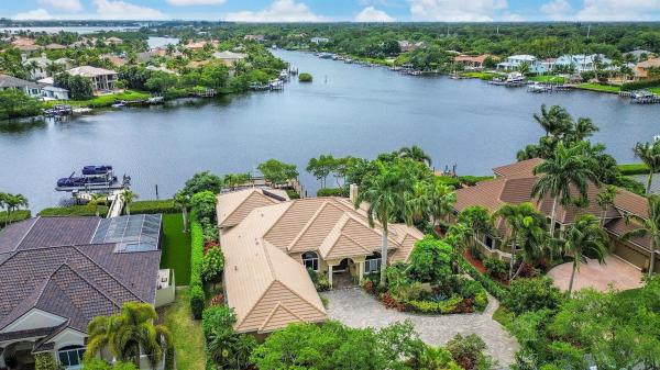 8640 SE Harbour Island Way, Jupiter, Florida 33469, image 1