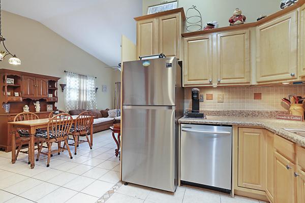 Villager Townhomes, 737 NW 47th St, Deerfield Beach, Florida 33064, image 3