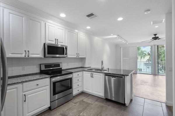 Martinique At Abacoa, 3247 E Community Dr, Jupiter, Florida 33458, image 2