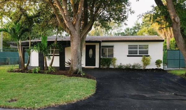 Nicholas Park, 4256 S Mary Cir, Palm Beach Gardens, Florida 33410, image 1