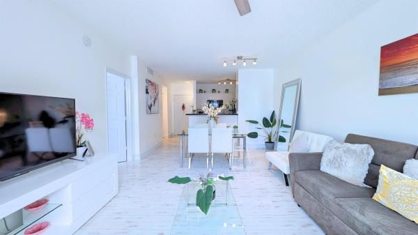 The Courtyards In CityPlace, 720 S Sapodilla Ave #203, West Palm Beach, Florida 33401, image 1