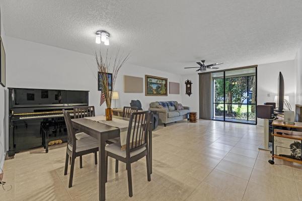 Linton Woods, 1555 S Federal Hwy #107, Delray Beach, Florida 33483, image 2