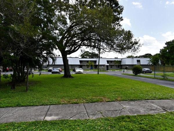 Woodland Apartments, 2516 S 19th St #207, Fort Pierce, Florida 34982, image 1