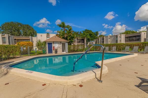 Woodhaven, 6548 Spring Bottom Way #221, Boca Raton, Florida 33433, image 3