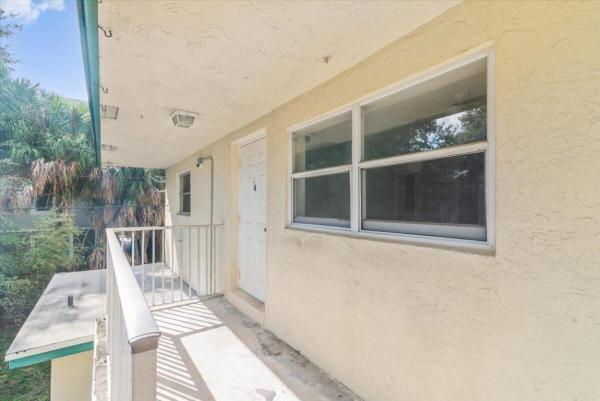 Hibiscus Gardens, 1460 SW 24th Ct #1-4, Fort Lauderdale, Florida 33315, image 2