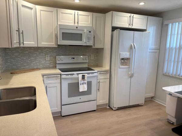 Lucaya Village, 2303 Lucaya Ln #M1, Coconut Creek, Florida 33066, image 1