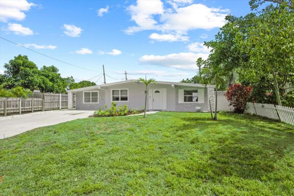 Glen Arbor, 326 Glen Arbor Ter, Boynton Beach, Florida 33426, image 1