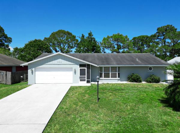 573 SW Carter Ave, Port St. Lucie, Florida 34983, image 1