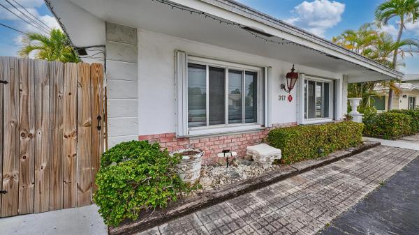 Ocean Drive Estates, 317 SE 12th Ave #1-2, Pompano Beach, Florida 33060, image 1
