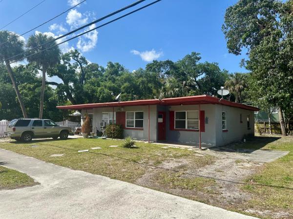 706 Boston Ave, Fort Pierce, Florida 34950, image 1