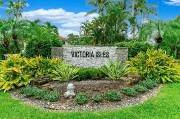 Victoria Isles At Woodfield Country Club, 4165 NW 58th Ln, Boca Raton, Florida 33496, image 1