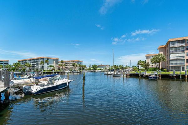 Tropic Bay, 900 Dogwood Dr #139, Delray Beach, Florida 33483, image 1
