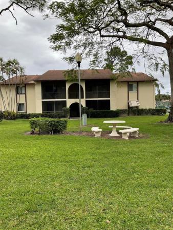 Pine Ridge South 3, 337 Knotty Pine Cir #B-1, Greenacres, Florida 33463, image 1