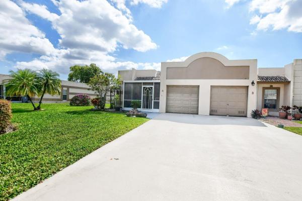 Town Villas At Moon Lake, 9244 Flynn Cir #4, Boca Raton, Florida 33496, image 1