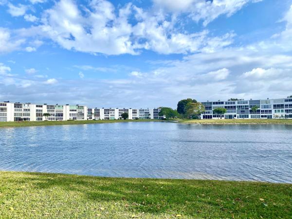 1065 Harwood E, Deerfield Beach, Florida 33442, image 1
