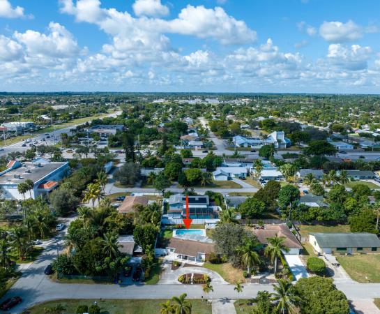 Floral Park Lantana, 6941 Boston Dr, Lake Worth, Florida 33462, image 2