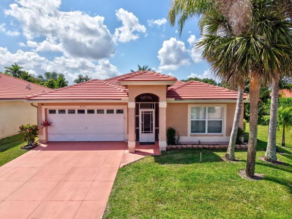 Harbour Greens At Lacuna, 6147 Harbour Greens Dr, Lake Worth Beach, Florida 33467, image 1