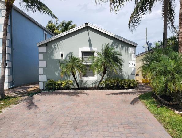 Southwind Springs, 3129 Shelby Way, Palm Springs, Florida 33461, image 1