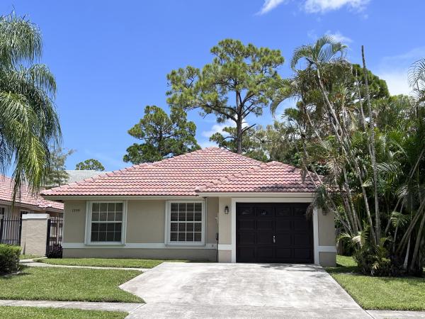 Sugar Pond Manor, 1598 Hawthorne Pl, Wellington, Florida 33414, image 1