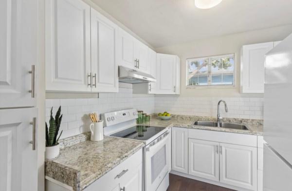 Gray, 1005 22nd St, West Palm Beach, Florida 33407, image 1
