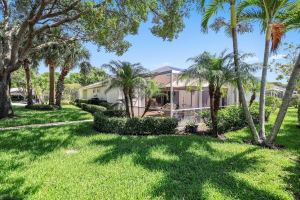 Sun Terrace At The Oaks, 6504 Geminata Oak Ct, Palm Beach Gardens, Florida 33410, image 1