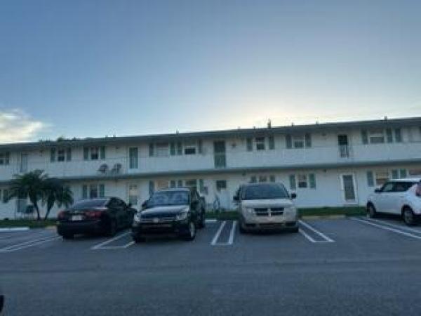 Leisureville Lake, 1117 Lake Ter #105, Boynton Beach, Florida 33426, image 1