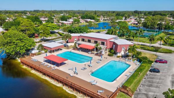 Covered Bridge, 882 Worcester Ln #B, Lake Worth Beach, Florida 33467, image 1