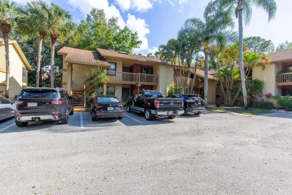 Sheffield Woods At Wellington, 13165 Chadwick Ct #32, Wellington, Florida 33414, image 1