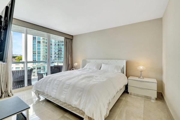 Oceania 4, 16400 Collins Ave #641, Sunny Isles Beach, Florida 33160, image 1