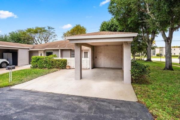Camelot Village, 6835 Moonlit Dr, Delray Beach, Florida 33446, image 1