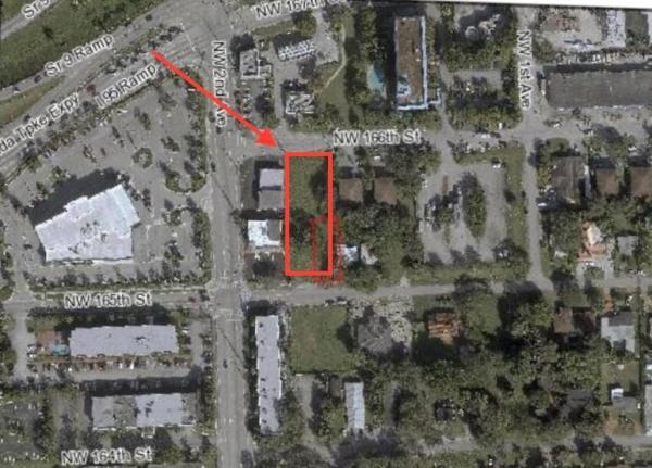137 NW 165th St, Unincorporated Dade County, Florida 33169, image 1
