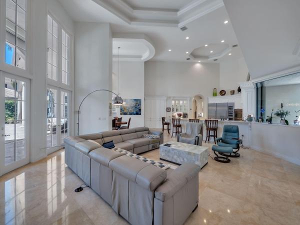 Grand Pointe Estates, 215 Grand Pointe Dr, Palm Beach Gardens, Florida 33418, image 3