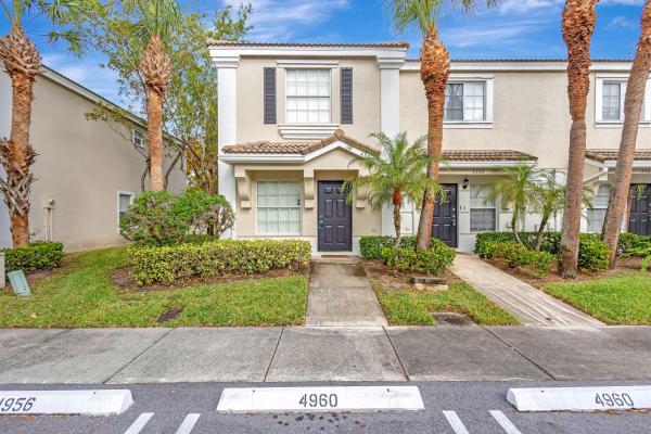 Palmbrooke Townhomes, 4956 Palmbrooke Cir, West Palm Beach, Florida 33417, image 1