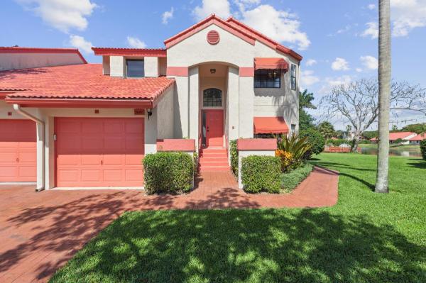 The Lexington Club Villas, 7697 Lexington Club Blvd #D, Delray Beach, Florida 33446, image 1