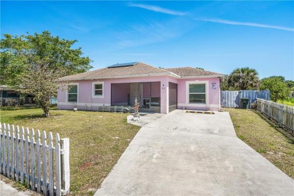 Lincoln Park, 812 N 21st St, Fort Pierce, Florida 34950, image 1