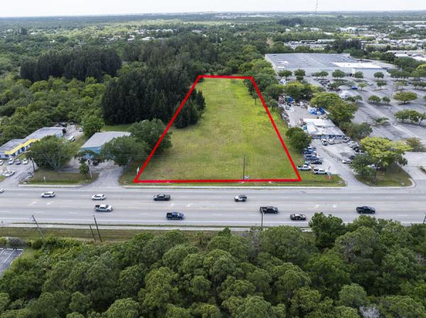 3945 S Us Highway 1st Hwy, Fort Pierce, Florida 34982, image 2