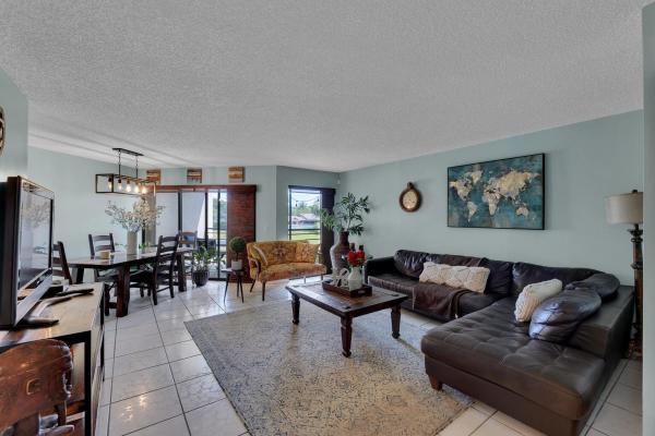 Camino Real Village, 5650 Camino Del Sol #205, Boca Raton, Florida 33433, image 1