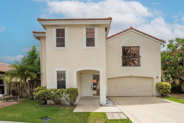 Wellington Lakes, 1752 Shoreside Cir, Wellington, Florida 33414, image 1