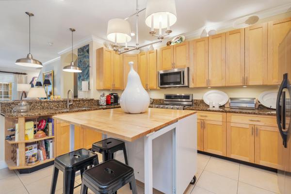 Coconut Walk Of Lake Worth, 219 N L St #111, Lake Worth Beach, Florida 33460, image 2