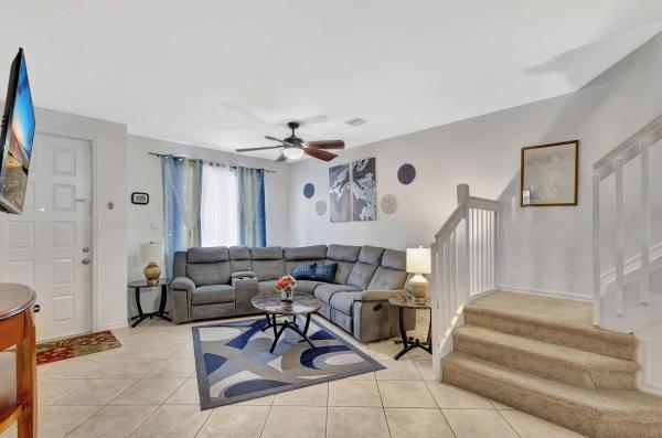 Sonoma Bay, 1907 Hibiscus Ln, Riviera Beach, Florida 33404, image 1