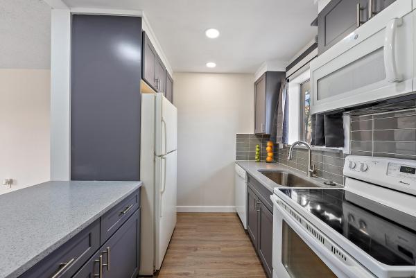 6120 NE Forest Hill Blvd #103, West Palm Beach, Florida 33415, image 1